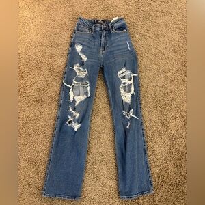 Woman’s Hollister High-waisted, Straight -leg distressed denim jeans #Hollister